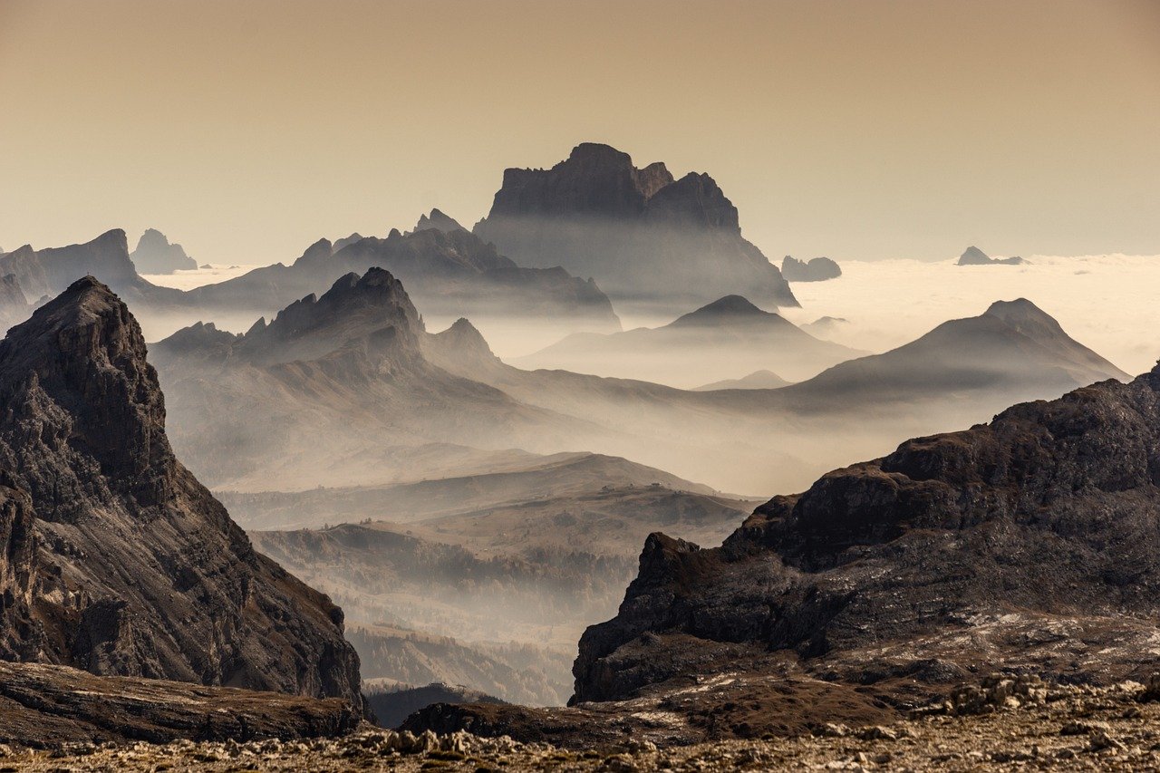 mountains, fog, alps-8387889.jpg